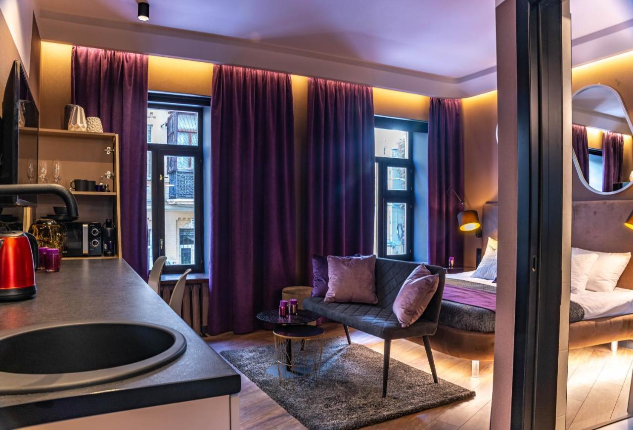 Luxury Upscale Apartments On 18 M Zhitomirska Киев Екстериор снимка