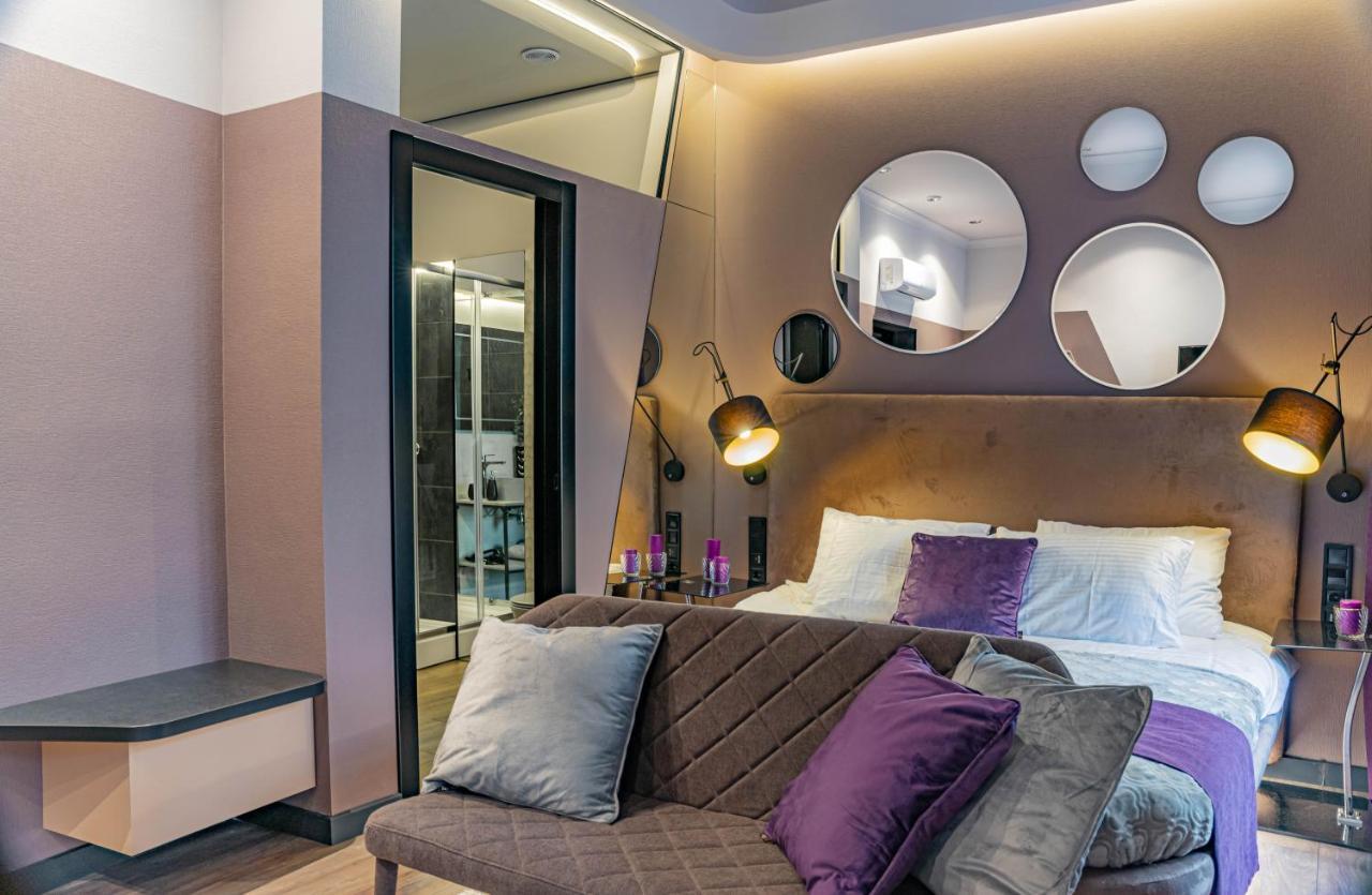 Luxury Upscale Apartments On 18 M Zhitomirska Киев Екстериор снимка